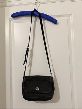 Coach Black Signature Crossbody Saddle Bag